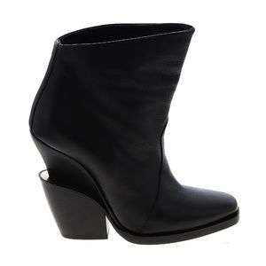 Theyskens' Theory Black Leather Boots